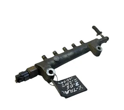 Nissan X-Trail T30 Fuel main line pipe