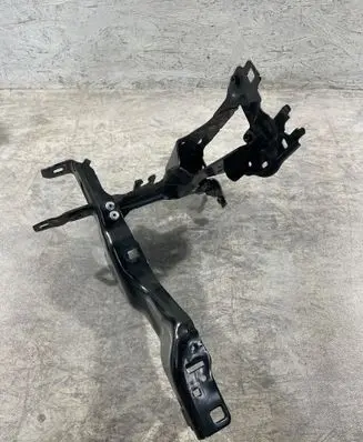 BMW 5 G30 G31 G38 Bottom radiator support slam panel A1155840801