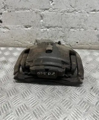 BMW 5 GT F07 Front brake caliper 6786818