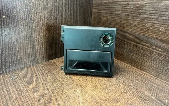 Volkswagen Transporter - Caravelle T4 Car ashtray 7D0857305 7D0857331B