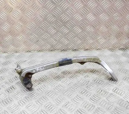 Lexus RX XU10 Headlight/headlamp mounting bracket