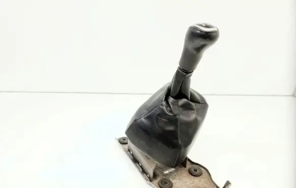 Mitsubishi Space Star Gear shifter/selector