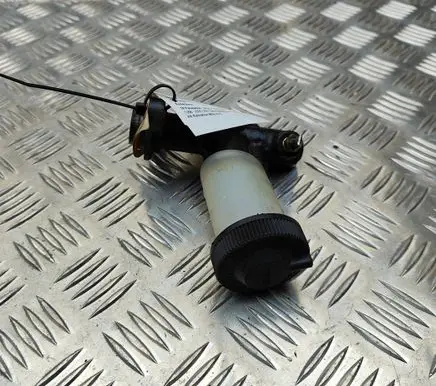Clutch slave cylinder
