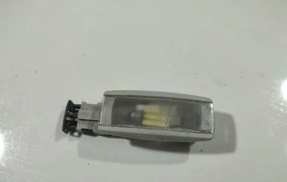 Volkswagen PASSAT B6 Other interior light 1K0947109