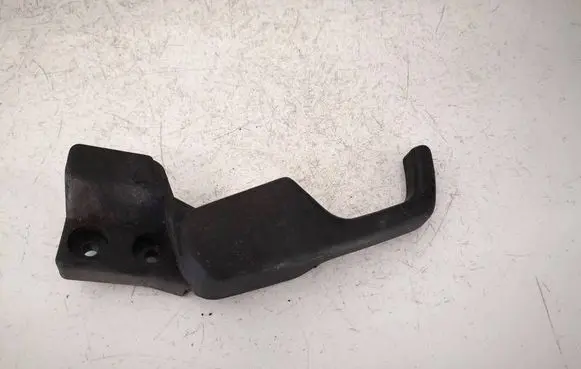 Volkswagen PASSAT B5 Engine bonnet (hood) release handle 3A1823533