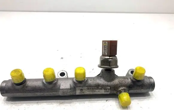 Audi A5 8T 8F Fuel main line pipe 