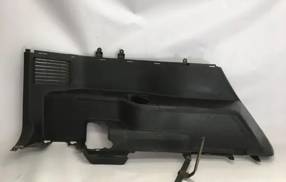 Mitsubishi Pajero Trunk/boot side trim panel 