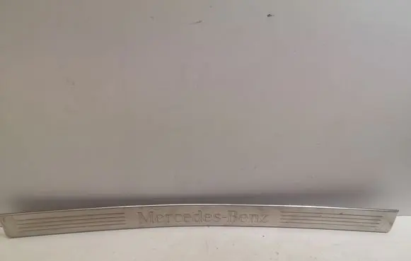 Mercedes-Benz E W212 Front sill trim cover A2126860936