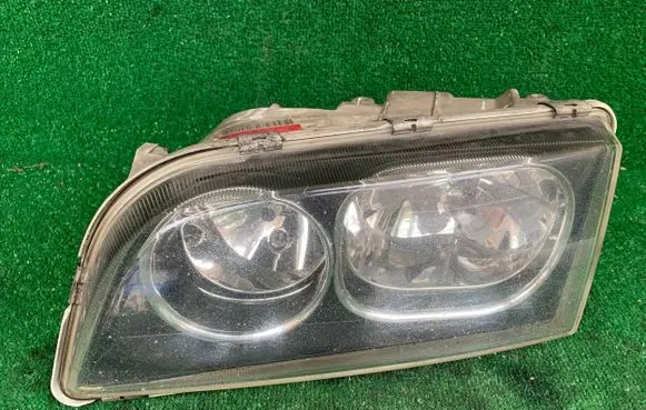 Volvo S40, V40 Headlight/headlamp 30899878 1AG24700201