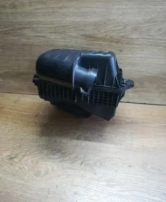 Volkswagen Sharan Air filter box