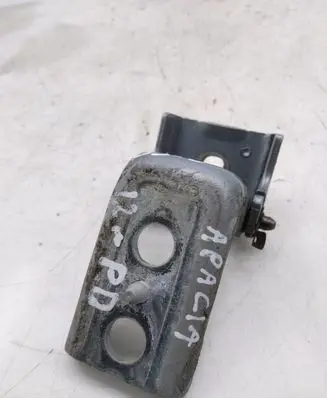 Citroen DS5 Front door lower hinge 