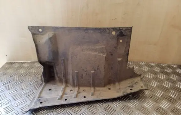 Engine splash shield/under tray