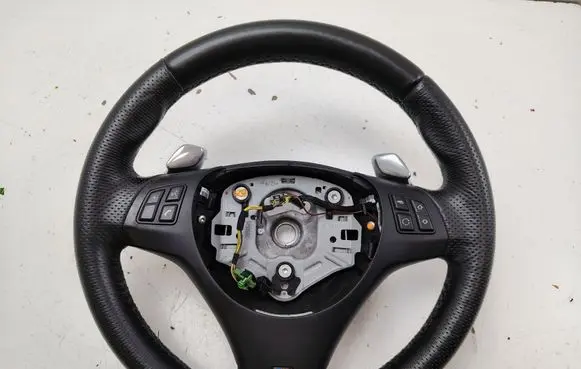 BMW 3 E92 E93 Steering wheel 3051626