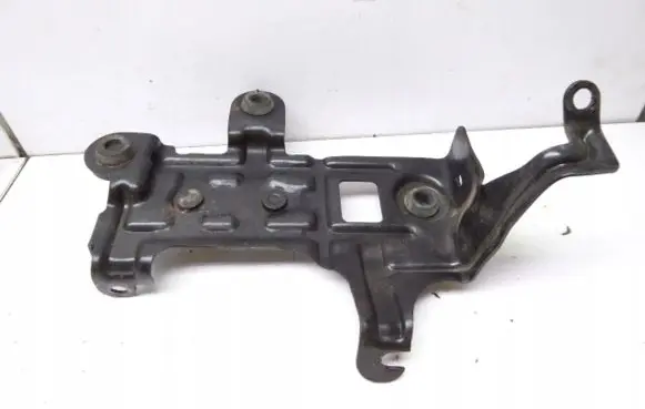 Dodge Caliber Battery box tray 