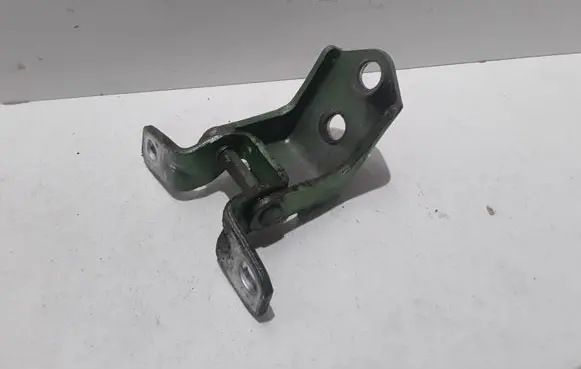 Mazda 2 Front door upper hinge