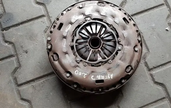 Opel Astra J Clutch set kit 124051510