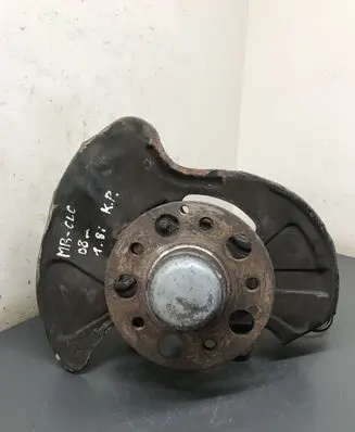 Mercedes-Benz CLC CL203 Front wheel hub