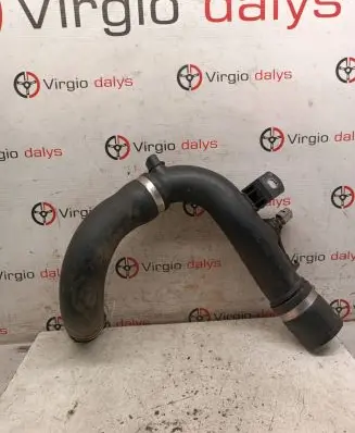 Toyota Corolla Verso AR10 Intercooler hose/pipe 173620R010
