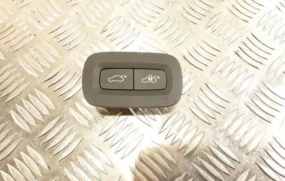 Volvo S90, V90 Tailgate/boot open switch button 31427330