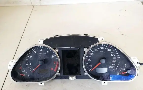 Audi A6 S6 C6 4F Speedometer (instrument cluster) 4f0920900m 4f0910900a
