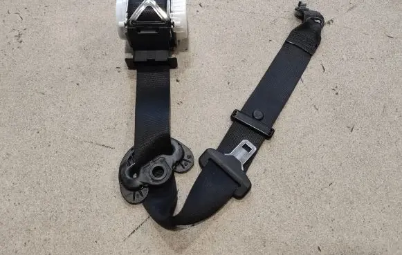 BMW 4 F36 Gran coupe Front seatbelt 7243308