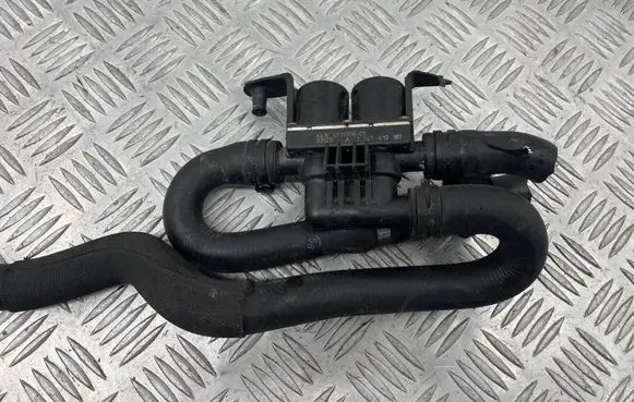 BMW 5 E60 E61 Coolant heater control valve 6931708 1147412181