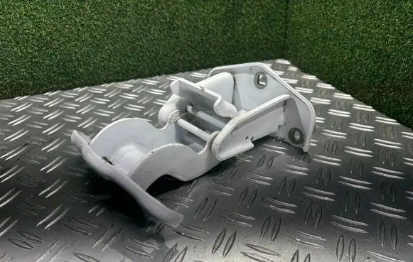 Renault Trafic II (X83) Loading door lower hinge 527428C 57854C