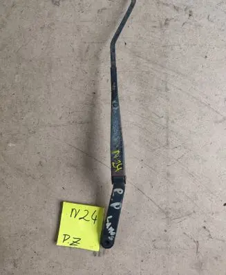 Daewoo Lanos Front wiper blade arm 2834912