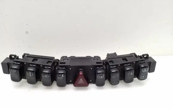 Multifunctional control switch/knob