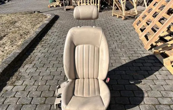 Front passenger seat