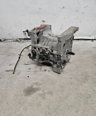 Nissan Leaf I (ZE0) Engine EM57