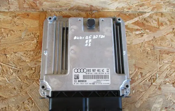 Audi Q5 SQ5 Engine control unit/module 8K5907401AC