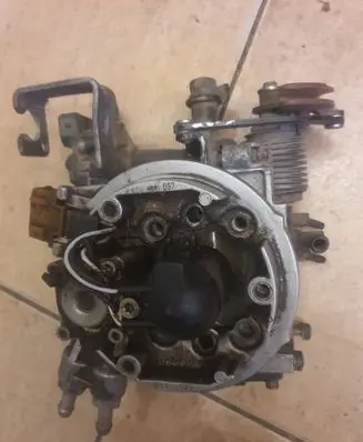 Volkswagen Golf III Carburettor/Mono Injection Pad 0132008600 0438201097 061529