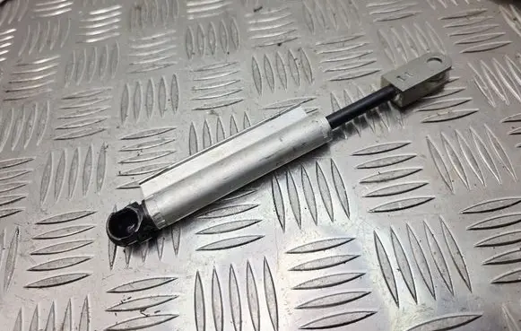 BMW 3 E92 E93 Convertible roof lock latch cylinder 