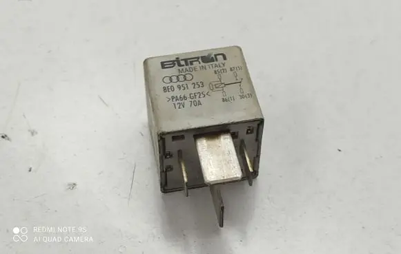 Audi A4 S4 B7 8E 8H Other relay 8E0951253