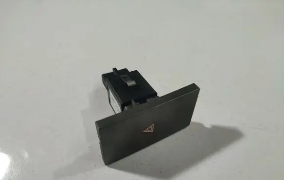 Opel Vectra C Hazard light switch 24441250