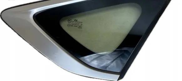 Hyundai Genesis Rear side window 87820B1000
