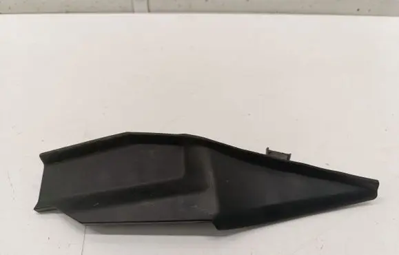 Opel Corsa F Fender end trim 9822302080