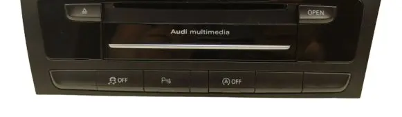 Audi A4 S4 B8 8K Navigation unit CD/DVD player 8R2035652A