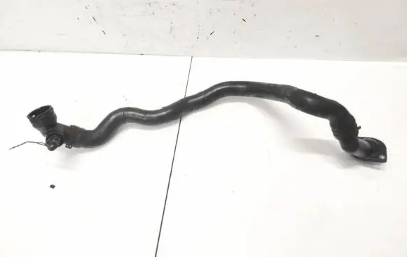 Volkswagen Golf IV Engine coolant pipe/hose 06a121121c