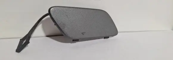Mercedes-Benz A W169 Front tow hook cap/cover A1698851522