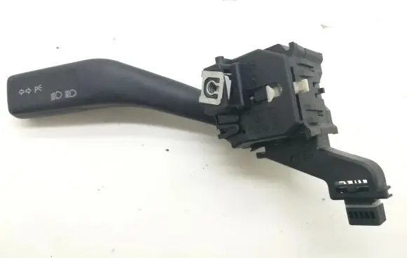 Volkswagen Golf V Indicator stalk 1K0953513