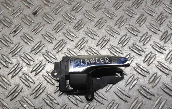 Mitsubishi Lancer VIII Front door interior handle MN105360