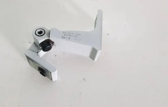 Audi A5 Sportback 8TA Rear door upper hinge 8T8833402