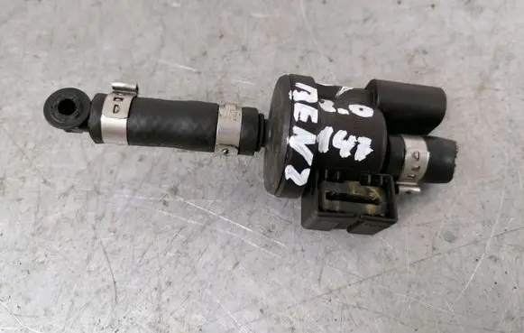 Volkswagen Eos Breather valve 06E906517A