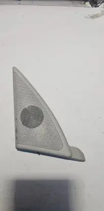 Mercedes-Benz C W203 Front door high frequency speaker A2037200148 24570000 Y203L