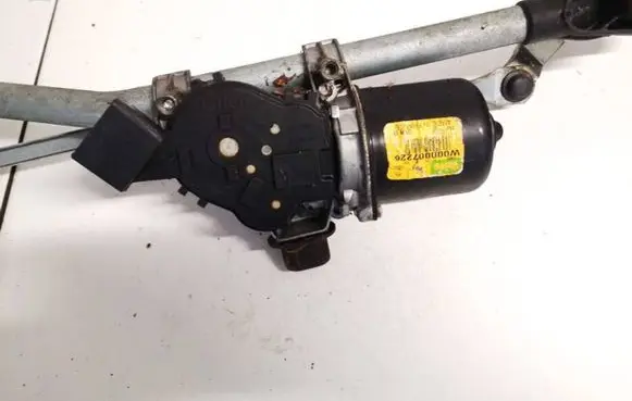 Renault Megane III Wiper motor w000007226