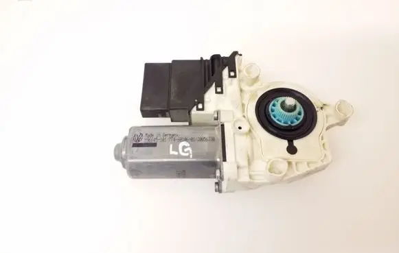 Volkswagen Jetta V Rear door window regulator with motor 1K0959703E