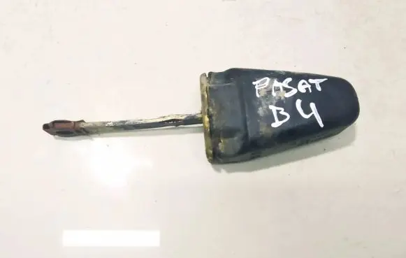 Volkswagen PASSAT B4 Rear door check strap stopper 3a0837323