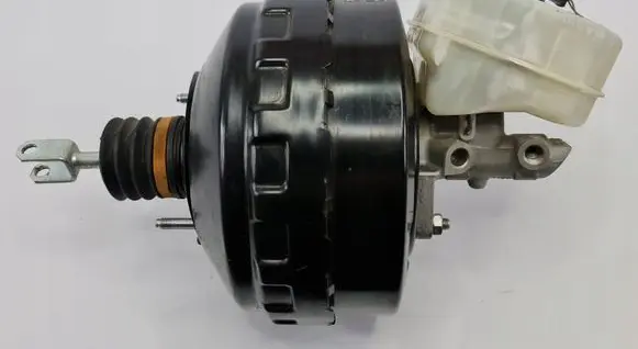 BMW 1 E81 E87 Brake booster 6775929
